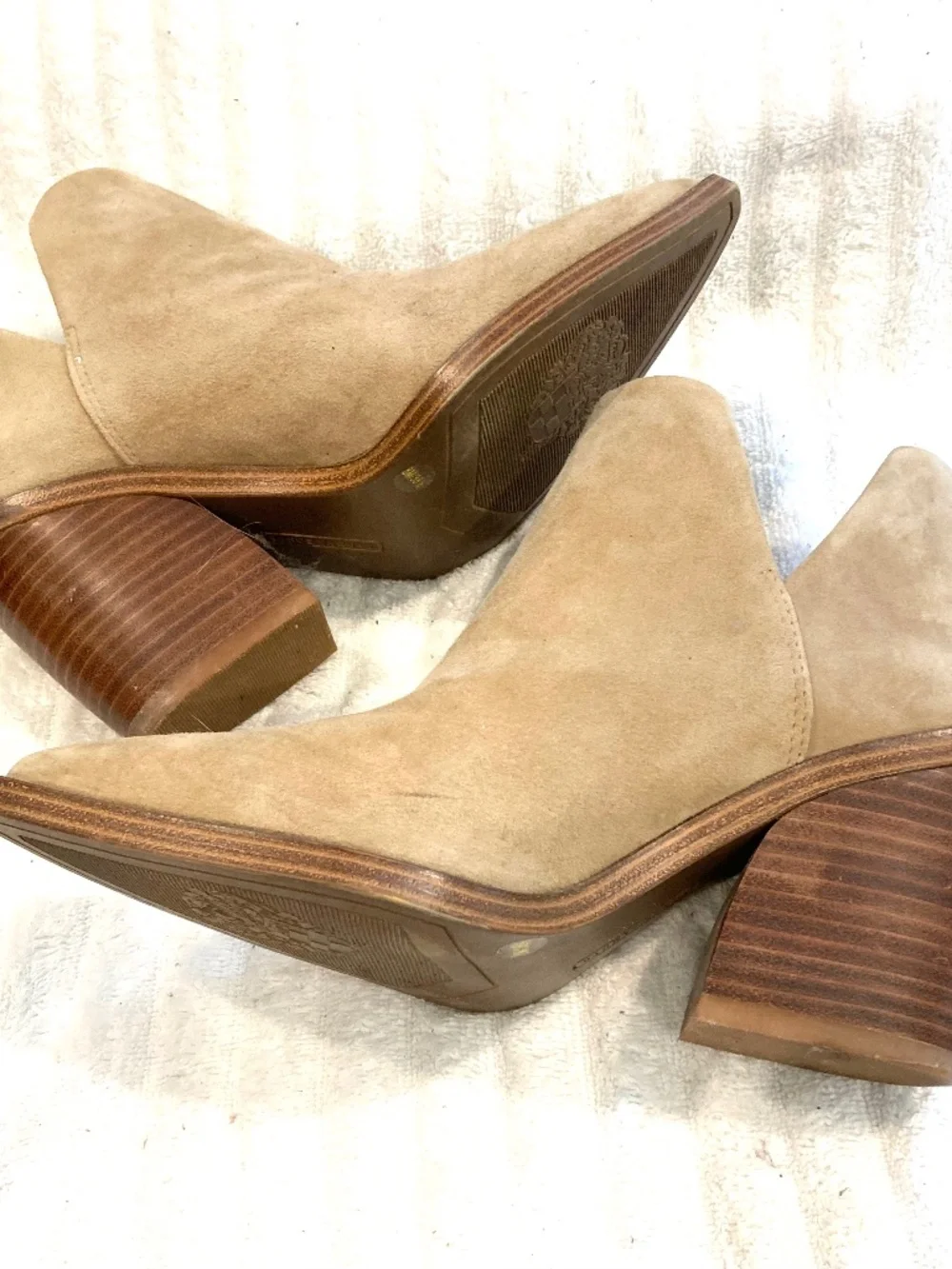 Vince Camuto, genuine leather booties size 8